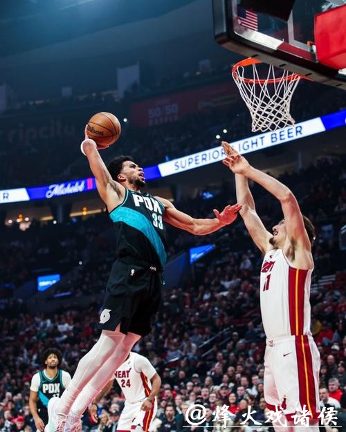 夏普27分7篮板开拓者击败热火4连胜,阿夫迪亚20分7篮板 夏普27分7篮板开拓者击败热火4连胜,阿夫迪亚20分7篮板